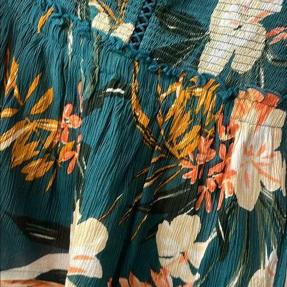 Teal Floral Print top - Picture 2 of 5